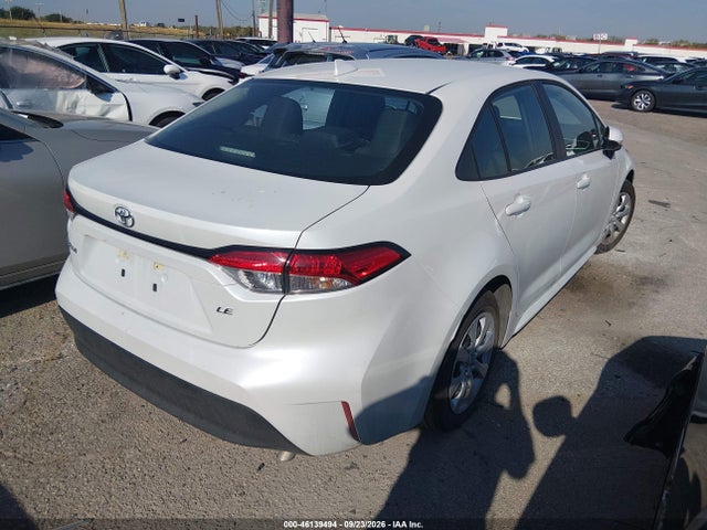 Toyota COROLLA LE 2026 5YFB4MDE6TP420382 Image 4
