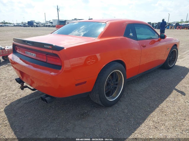 Продаж на аукціоні авто 2013 Dodge Challenger Srt8, vin: 2C3CDYCJ2DH733824, номер лоту: 46139565