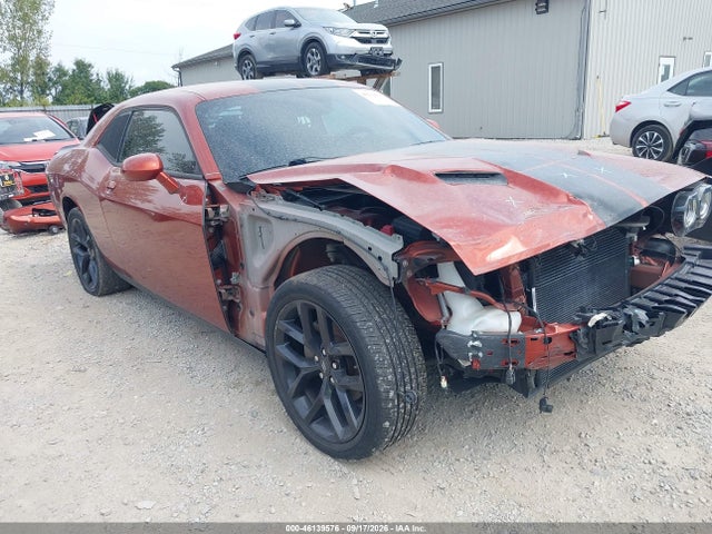 Продаж на аукціоні авто 2022 Dodge Challenger Sxt, vin: 2C3CDZAGXNH200215, номер лоту: 46139576