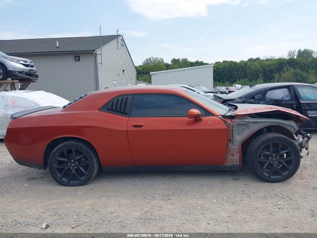 2022 Dodge Challenger Sxt მანქანა იყიდება აუქციონზე, vin: 2C3CDZAGXNH200215, აუქციონის ნომერი: 46139576