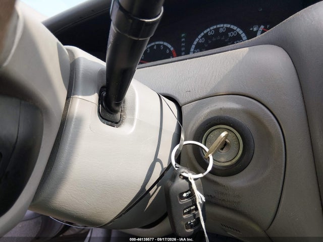 46139577 :رقم المزاد ، 4T1BF28B31U180914 vin ، 2001 Toyota Avalon Xl مزاد بيع