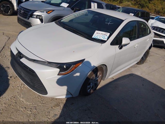 Toyota COROLLA LE 2025 5YFB4MDE1SP258921 Image 2
