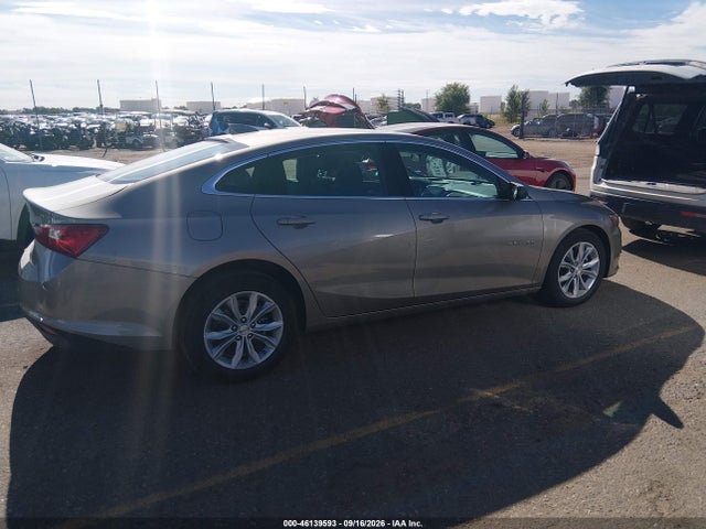 1G1ZD5ST7SF155136 Chevrolet Malibu Fwd 1lt