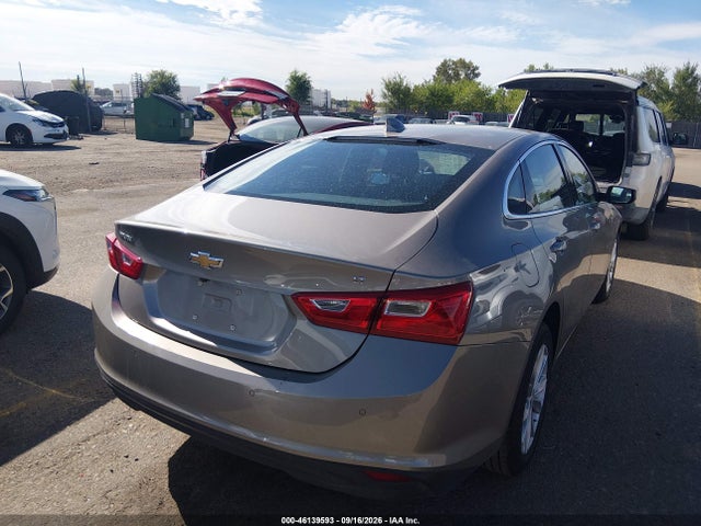 1G1ZD5ST7SF155136 Chevrolet Malibu Fwd 1lt