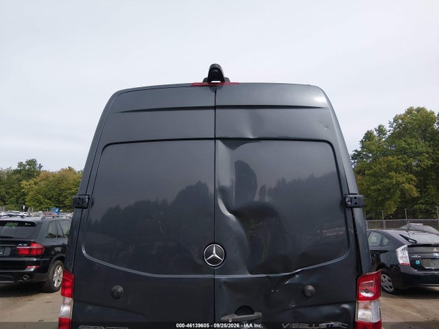 46139605 :رقم المزاد ، WD3PE8CC0FP164864 vin ، 2015 Mercedes-benz Sprinter 2500 High Roof مزاد بيع