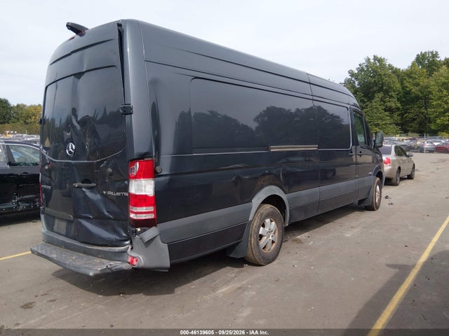 46139605 :رقم المزاد ، WD3PE8CC0FP164864 vin ، 2015 Mercedes-benz Sprinter 2500 High Roof مزاد بيع