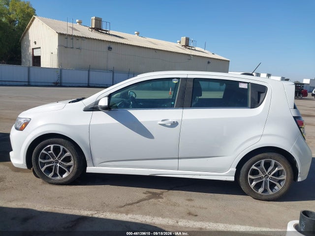 Продажа на аукционе авто 2020 Chevrolet Sonic Fwd  Lt 5-door, vin: 1G1JD6SB3L4103770, номер лота: 46139610