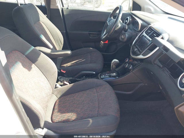 Продажа на аукционе авто 2020 Chevrolet Sonic Fwd  Lt 5-door, vin: 1G1JD6SB3L4103770, номер лота: 46139610