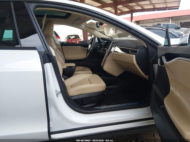 2014 Tesla Model S P85d მანქანა იყიდება აუქციონზე, vin: 5YJSA1H20EFP63470, აუქციონის ნომერი: 46139683