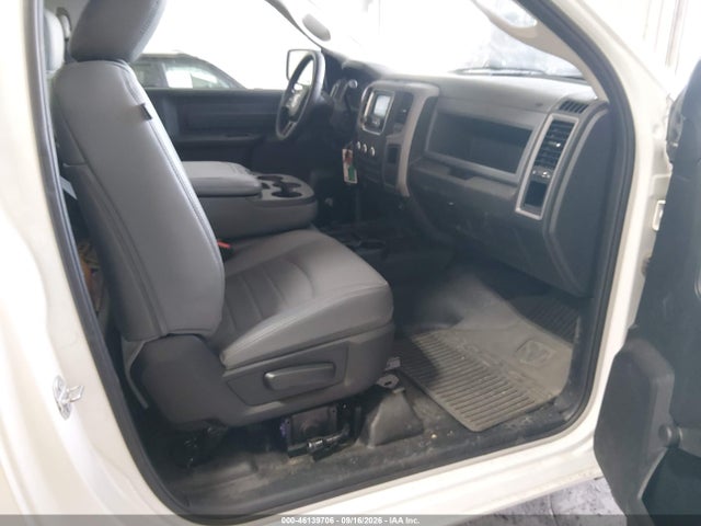 Продажа на аукционе авто 2016 Ram 2500 Tradesman, vin: 3C7WR5AJ0GG357806, номер лота: 46139706