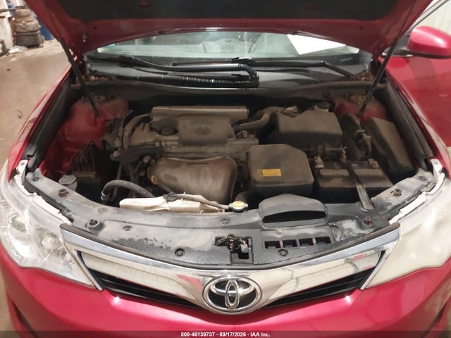 46139737 :رقم المزاد ، 4T1BF1FK8EU863307 vin ، 2014 Toyota Camry Le مزاد بيع