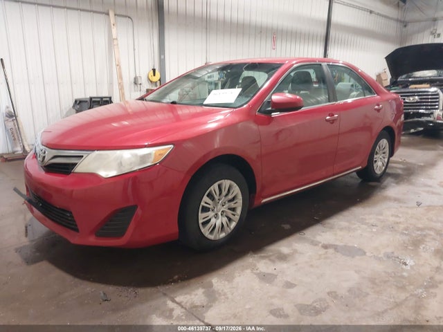 46139737 :رقم المزاد ، 4T1BF1FK8EU863307 vin ، 2014 Toyota Camry Le مزاد بيع