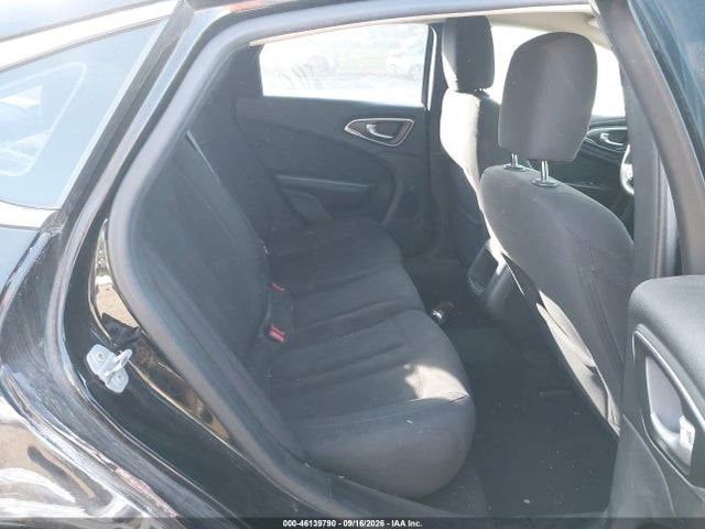 Продаж на аукціоні авто 2015 Chrysler 200 Limited, vin: 1C3CCCAB3FN578549, номер лоту: 46139790