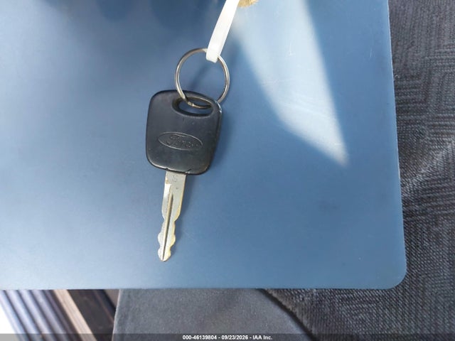 2000 Ford Explorer Xls მანქანა იყიდება აუქციონზე, vin: 1FMDU62X9YZB31398, აუქციონის ნომერი: 46139804