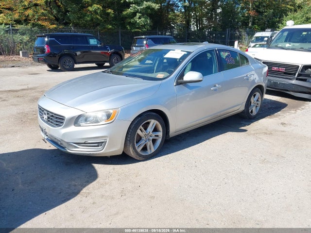 46139838 :رقم المزاد ، YV1612TB8F1306926 vin ، 2015 Volvo S60 T5 Premier مزاد بيع