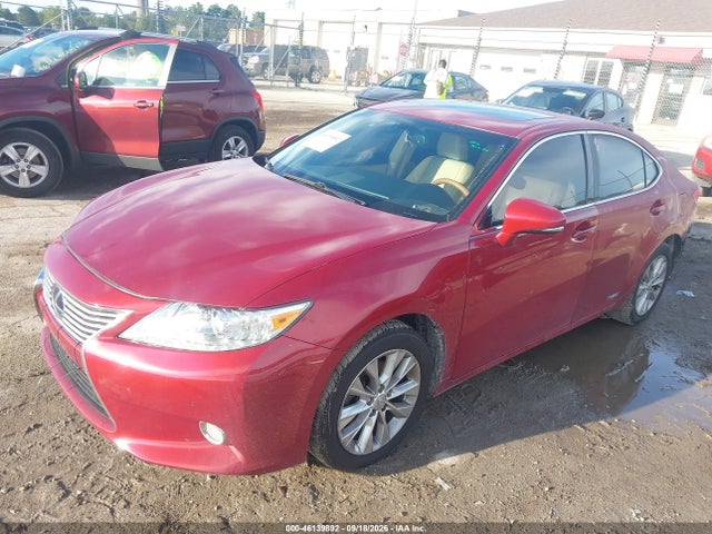 Продажа на аукционе авто 2013 Lexus Es 300h, vin: JTHBW1GG4D2005257, номер лота: 46139892