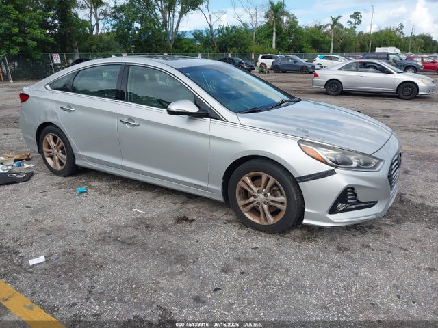 2018 Hyundai Sonata Limited მანქანა იყიდება აუქციონზე, vin: 5NPE34AF1JH662178, აუქციონის ნომერი: 46139916