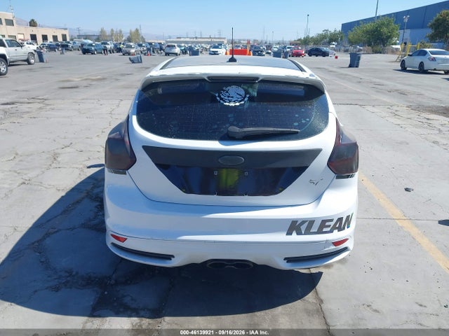 2014 Ford Focus St მანქანა იყიდება აუქციონზე, vin: 1FADP3L93EL238123, აუქციონის ნომერი: 46139921