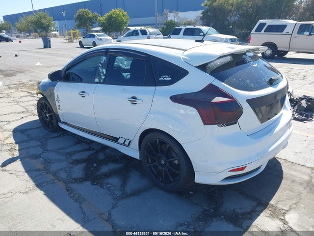 2014 Ford Focus St მანქანა იყიდება აუქციონზე, vin: 1FADP3L93EL238123, აუქციონის ნომერი: 46139921