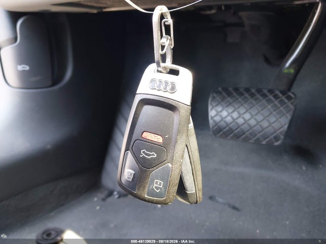 46139929 :رقم المزاد ، WAUTNAF55JA020101 vin ، 2018 Audi A5 2.0t Premium مزاد بيع