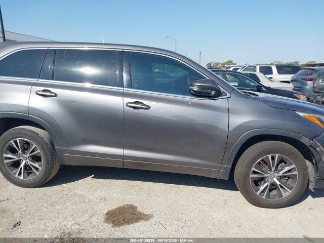 Продаж на аукціоні авто 2018 Toyota Highlander Le, vin: 5TDZARFH3JS035412, номер лоту: 46139939