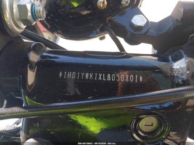 46139942 :رقم المزاد ، 1HD1YWK1XLB030801 vin ، 2020 Harley-davidson Fxlrs مزاد بيع