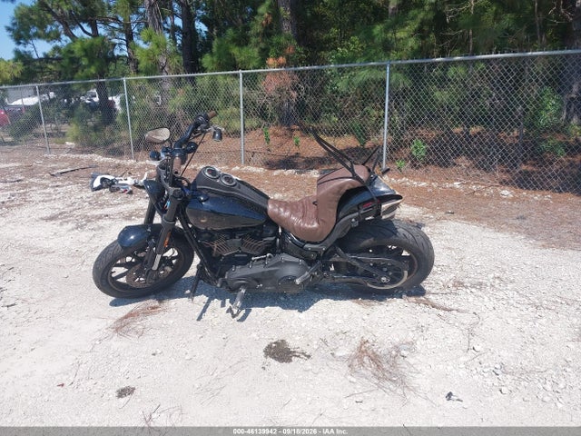 46139942 :رقم المزاد ، 1HD1YWK1XLB030801 vin ، 2020 Harley-davidson Fxlrs مزاد بيع