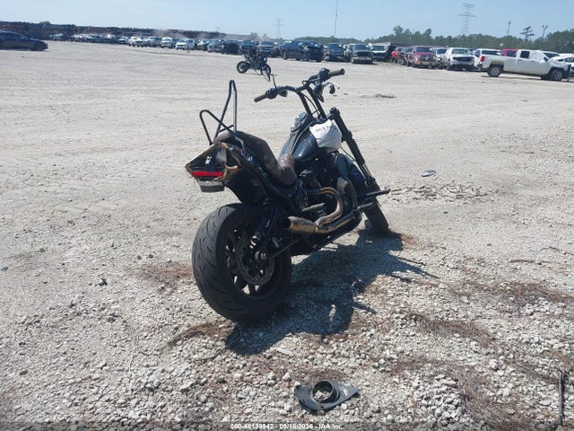 46139942 :رقم المزاد ، 1HD1YWK1XLB030801 vin ، 2020 Harley-davidson Fxlrs مزاد بيع