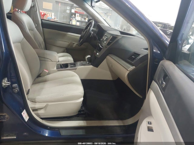 2011 Subaru Outback 2.5i Premium მანქანა იყიდება აუქციონზე, vin: 4S4BRBCC9B3434429, აუქციონის ნომერი: 46139953