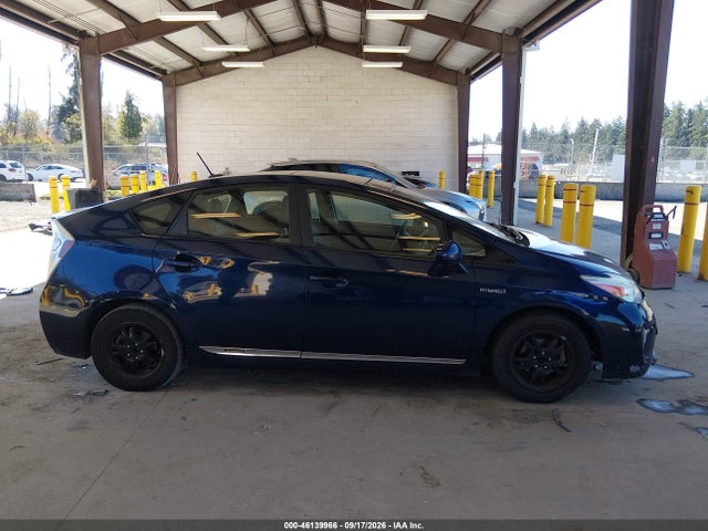 Toyota Prius Four 2014 JTDKN3DU5E1759947 Image 13