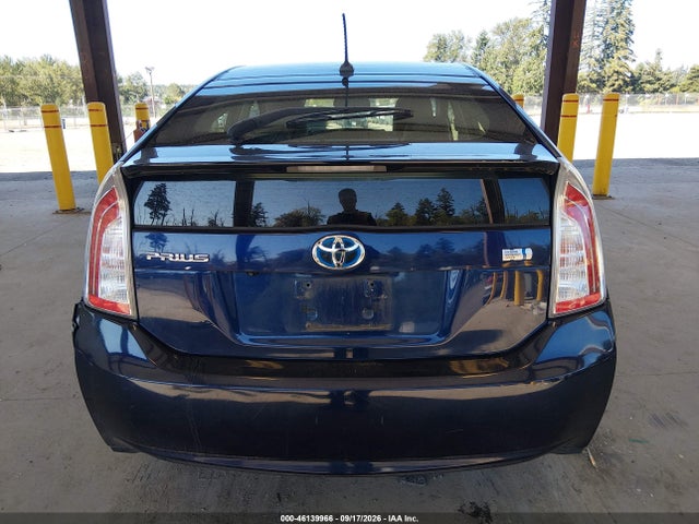 Toyota Prius Four 2014 JTDKN3DU5E1759947 Image 16