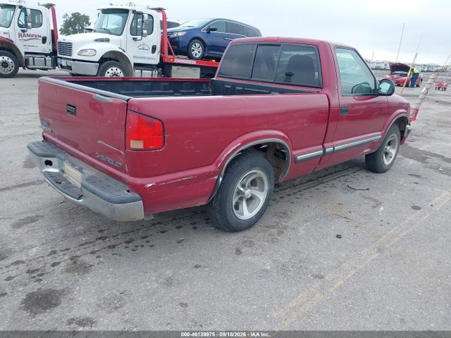 46139975 :رقم المزاد ، 1GCCS1447WK207959 vin ، 1998 Chevrolet S-10 Ls Fleetside مزاد بيع