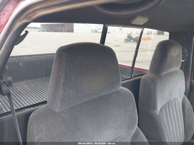 46139975 :رقم المزاد ، 1GCCS1447WK207959 vin ، 1998 Chevrolet S-10 Ls Fleetside مزاد بيع