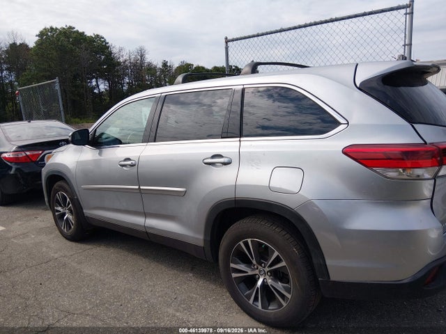 2019 Toyota Highlander Le მანქანა იყიდება აუქციონზე, vin: 5TDBZRFH3KS740724, აუქციონის ნომერი: 46139978
