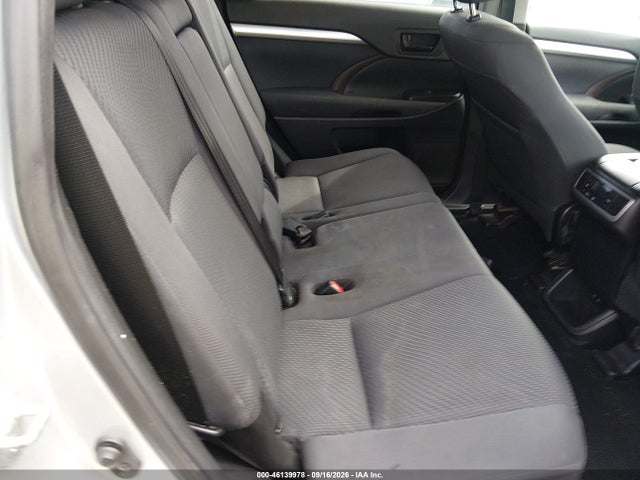 2019 Toyota Highlander Le მანქანა იყიდება აუქციონზე, vin: 5TDBZRFH3KS740724, აუქციონის ნომერი: 46139978