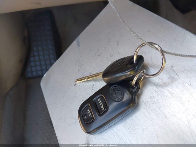 2005 Toyota Corolla Le მანქანა იყიდება აუქციონზე, vin: 1NXBR30E55Z551841, აუქციონის ნომერი: 46139980