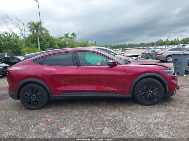 Ford Mustang Mach-e Select 2025 3FMTK1R45SMA11333 Image 13