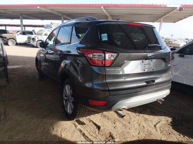 Ford Escape Titanium 2017 1FMCU0JD7HUE23967 Image 3