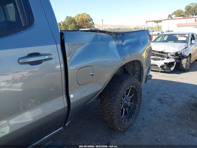 3GCUYEED7KG237540 Chevrolet Silverado 1500 Rst