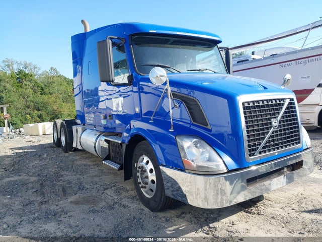 2012 Volvo Vn Vnl მანქანა იყიდება აუქციონზე, vin: 4V4NC9EJ9CN542020, აუქციონის ნომერი: 46140034