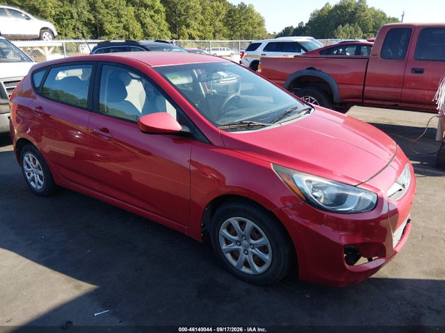 2013 Hyundai Accent Gs მანქანა იყიდება აუქციონზე, vin: KMHCT5AEXDU118384, აუქციონის ნომერი: 46140044