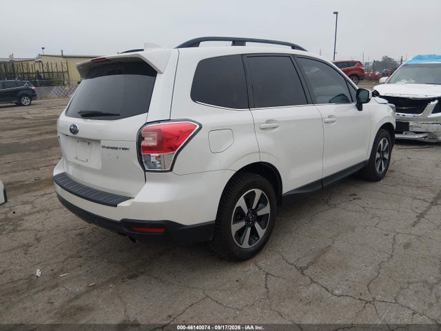 46140074 :رقم المزاد ، JF2SJARC1JH493877 vin ، 2018 Subaru Forester 2.5i Limited مزاد بيع
