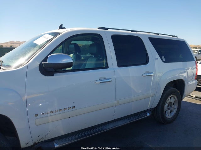 46140228 :رقم المزاد ، 3GNFK163X7G259622 vin ، 2007 Chevrolet Suburban Lt مزاد بيع