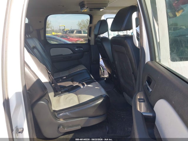 46140228 :رقم المزاد ، 3GNFK163X7G259622 vin ، 2007 Chevrolet Suburban Lt مزاد بيع