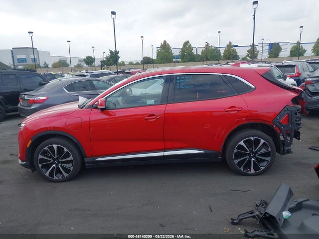 Продажа на аукционе авто 2023 Vinfast Vf 8 Plus, vin: RLLV1AFA9PH002470, номер лота: 46140299