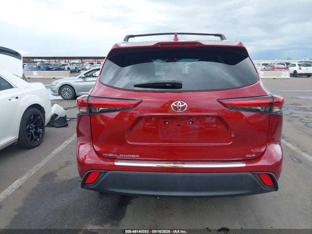 Toyota Highlander Xle 2021 5TDHZRAH5MS083168 Image 16