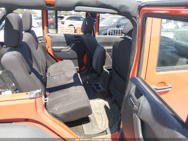 46140371 :رقم المزاد ، 1C4BJWDG6FL729918 vin ، 2015 Jeep Wrangler Unlimited Sport مزاد بيع