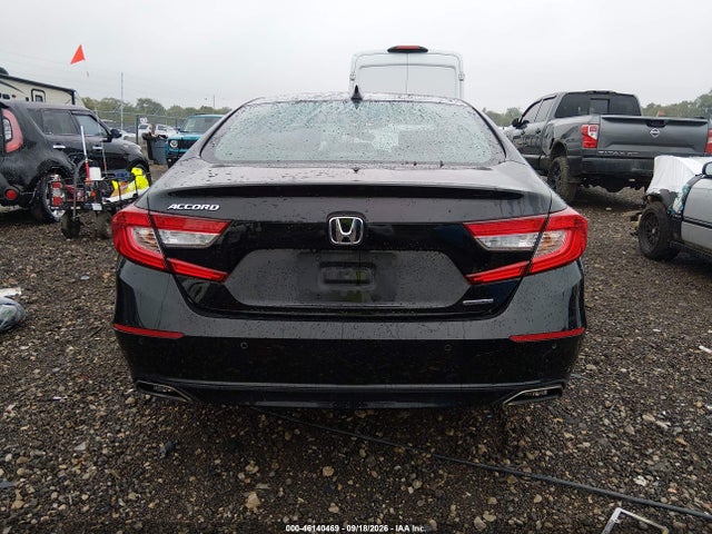 2018 Honda Accord Touring მანქანა იყიდება აუქციონზე, vin: 1HGCV1F92JA080313, აუქციონის ნომერი: 46140469