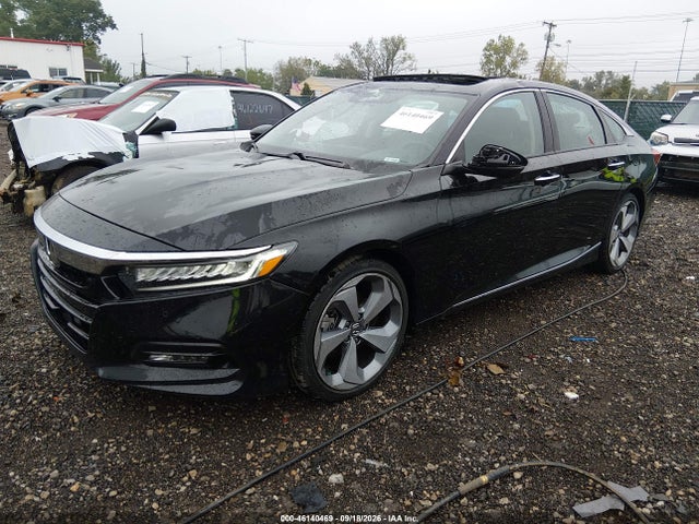2018 Honda Accord Touring მანქანა იყიდება აუქციონზე, vin: 1HGCV1F92JA080313, აუქციონის ნომერი: 46140469