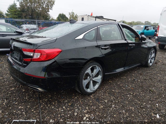 2018 Honda Accord Touring მანქანა იყიდება აუქციონზე, vin: 1HGCV1F92JA080313, აუქციონის ნომერი: 46140469